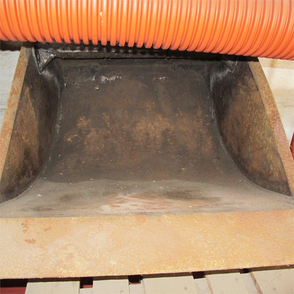 Bucket for Backhoe loader ABC 90cm: picture 19