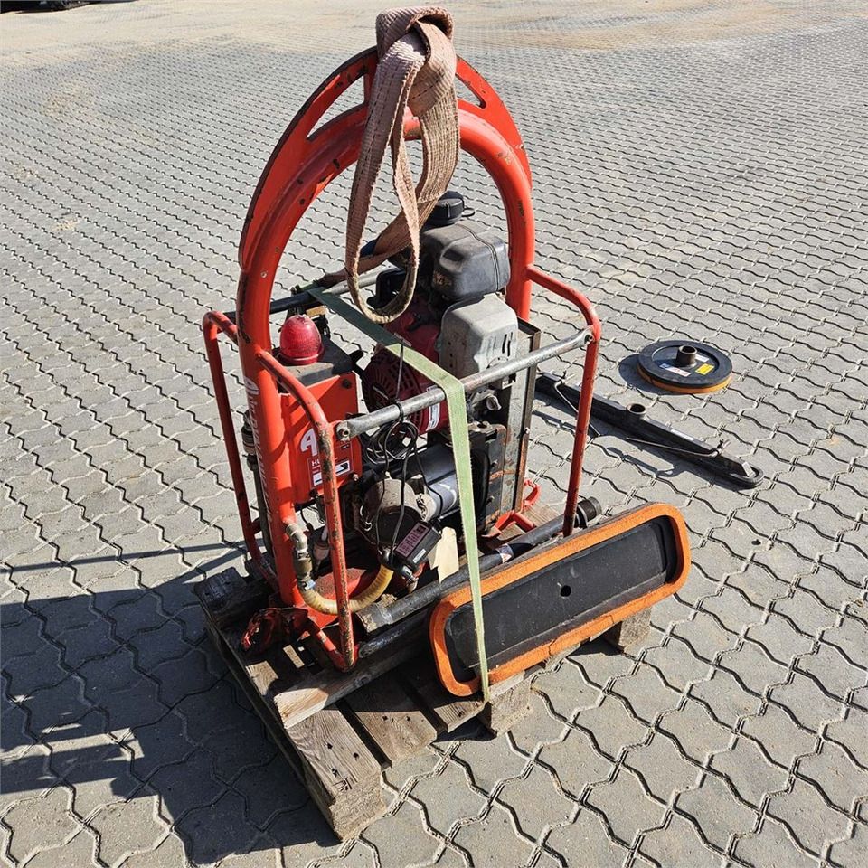 AL-LIFT DYNAMIC1000 - Construction equipment: picture 1 AL-LIFT DYNAMIC1000 - Construction equipment: picture 1