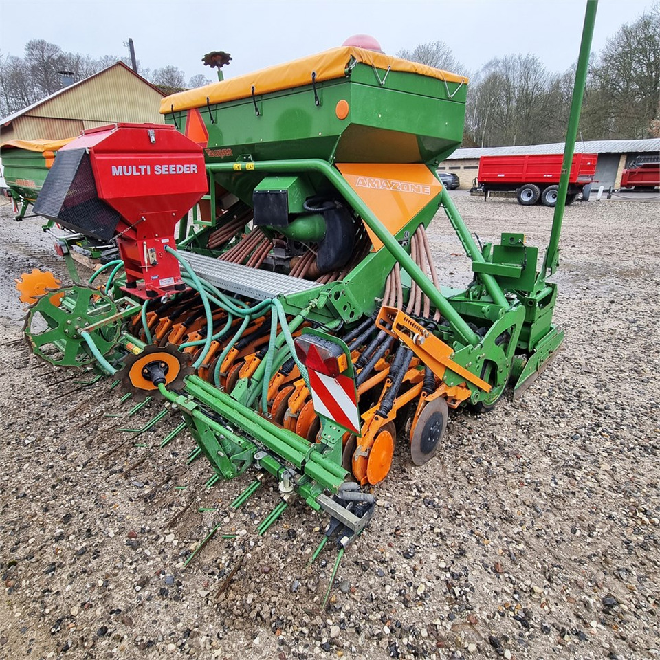 Amazone P 2000 - Sowing equipment: picture 1 Amazone P 2000 - Sowing equipment: picture 1