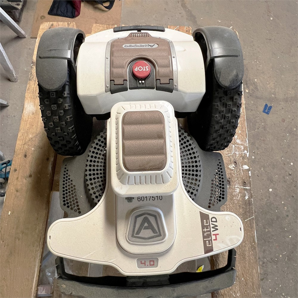 Ambrogio 4.0 Elite Premium - Garden mower: picture 4 Ambrogio 4.0 Elite Premium - Garden mower: picture 4