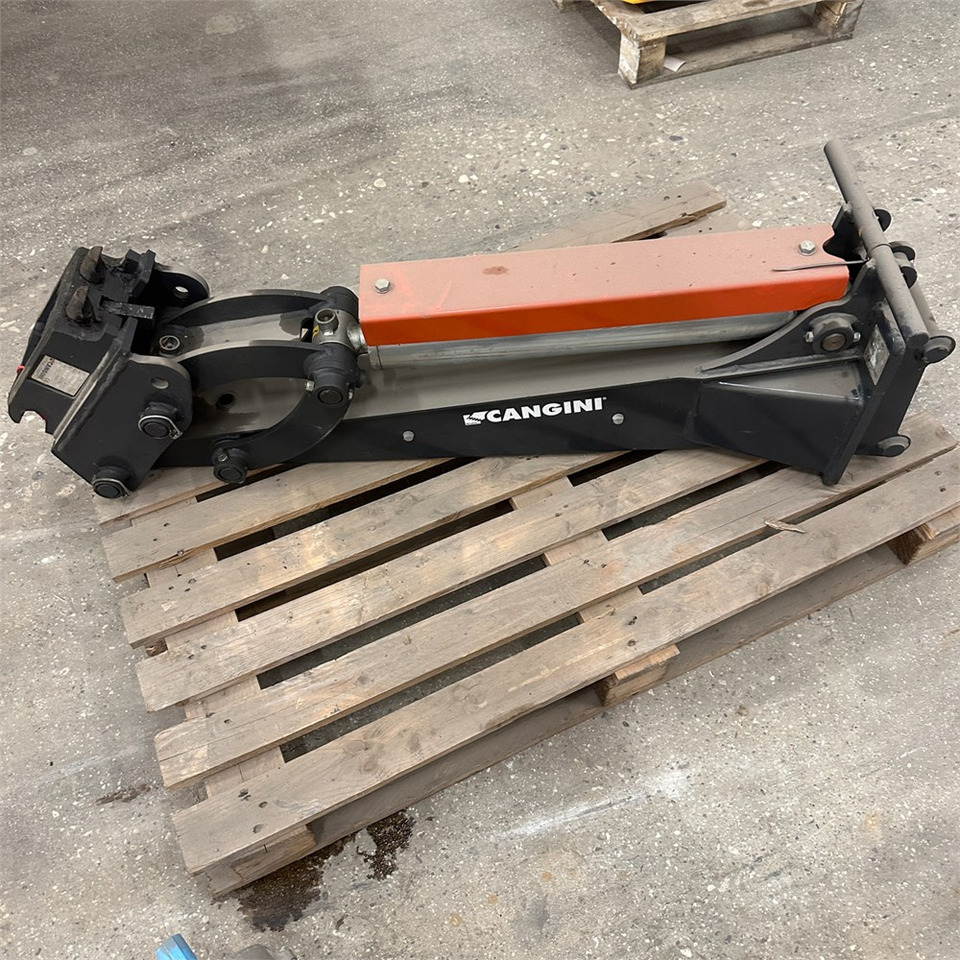 CANGINI 100 - Attachment for Excavator: picture 1 CANGINI 100 - Attachment for Excavator: picture 1