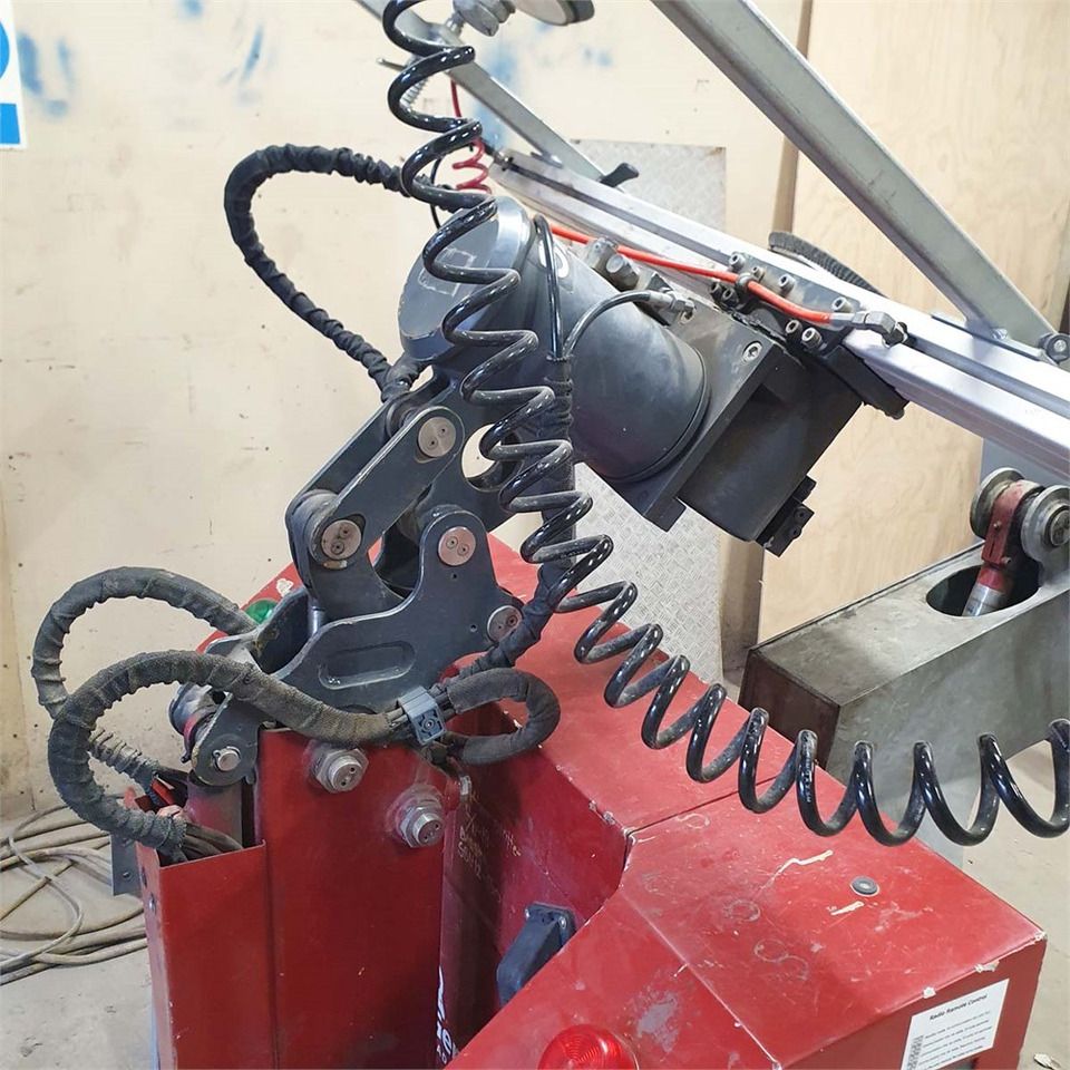 Attachment for Telescopic handler Intellitech Gerenuk 500: picture 8