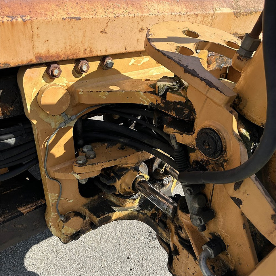 Backhoe loader Case 695SM-4PS: picture 45 Backhoe loader Case 695SM-4PS: picture 45
