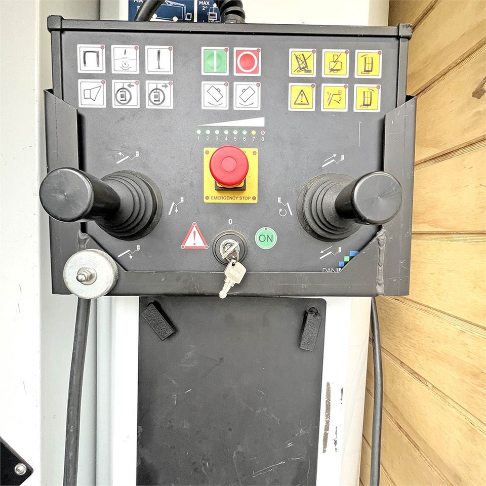 Truck mounted aerial platform Danilift P115V: picture 29