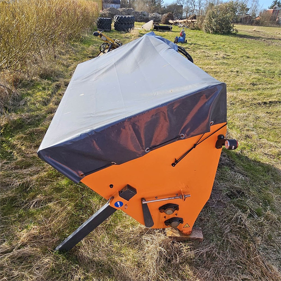 Epoke SNOWLINE SL 14 - Sand/ Salt spreader: picture 3 Epoke SNOWLINE SL 14 - Sand/ Salt spreader: picture 3