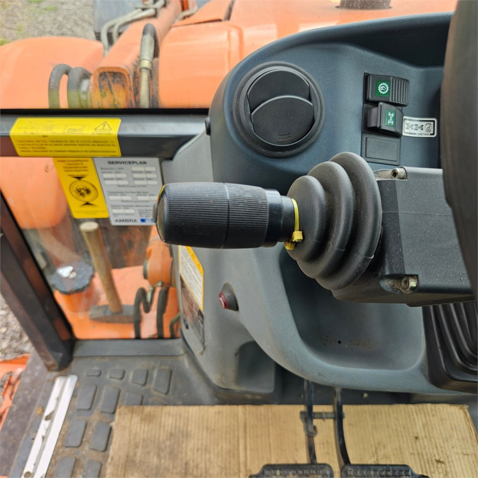 Backhoe loader Fiat-Kobelco B200 4PS: picture 20