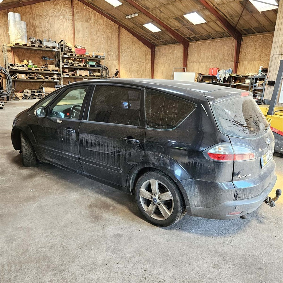 Ford S-Max - SUV: picture 4 Ford S-Max - SUV: picture 4