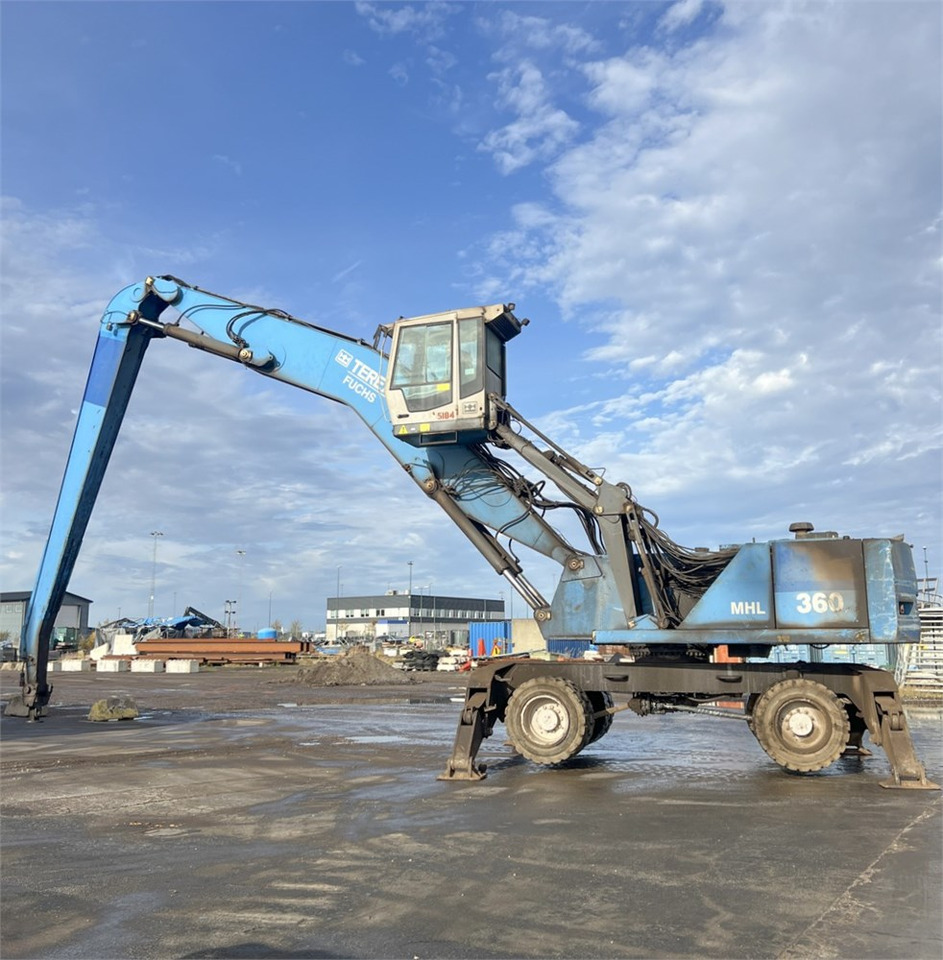 Fuchs MHL 360 - Waste/ Industry handler: picture 1 Fuchs MHL 360 - Waste/ Industry handler: picture 1