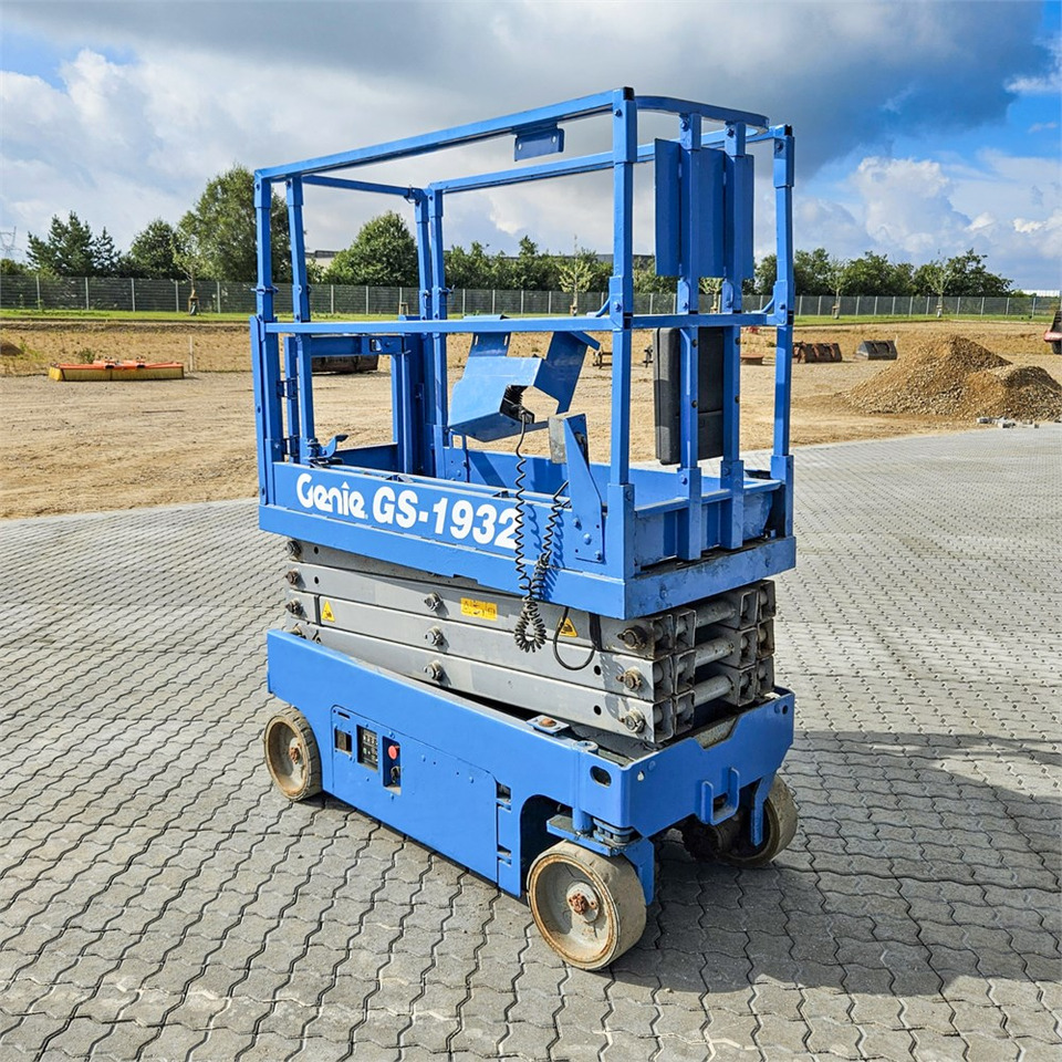 Genie GS-1932 - Scissor lift: picture 1 Genie GS-1932 - Scissor lift: picture 1