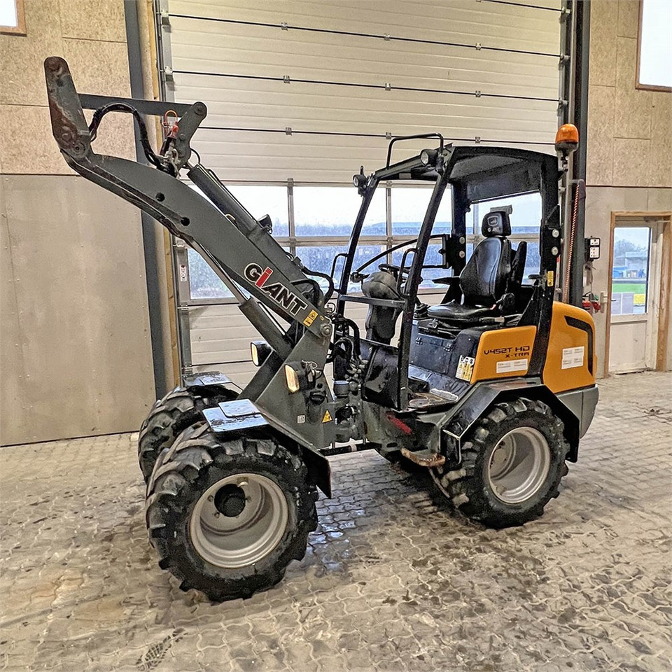 Giant V452T X-Tra HD - Wheel loader: picture 2 Giant V452T X-Tra HD - Wheel loader: picture 2