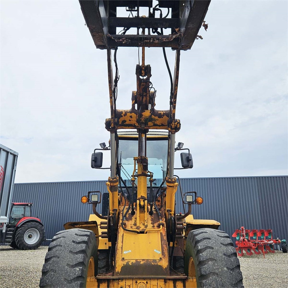 Wheel loader Hyundai HL740-7: picture 21