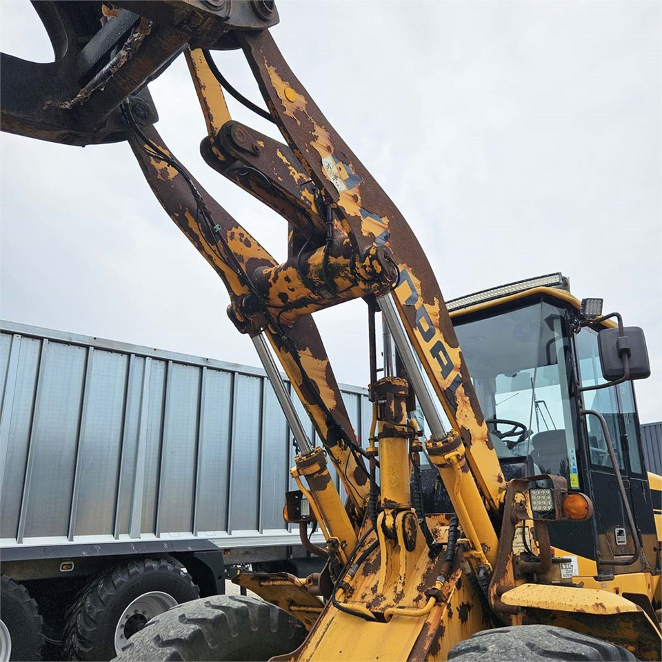 Wheel loader Hyundai HL740-7: picture 22