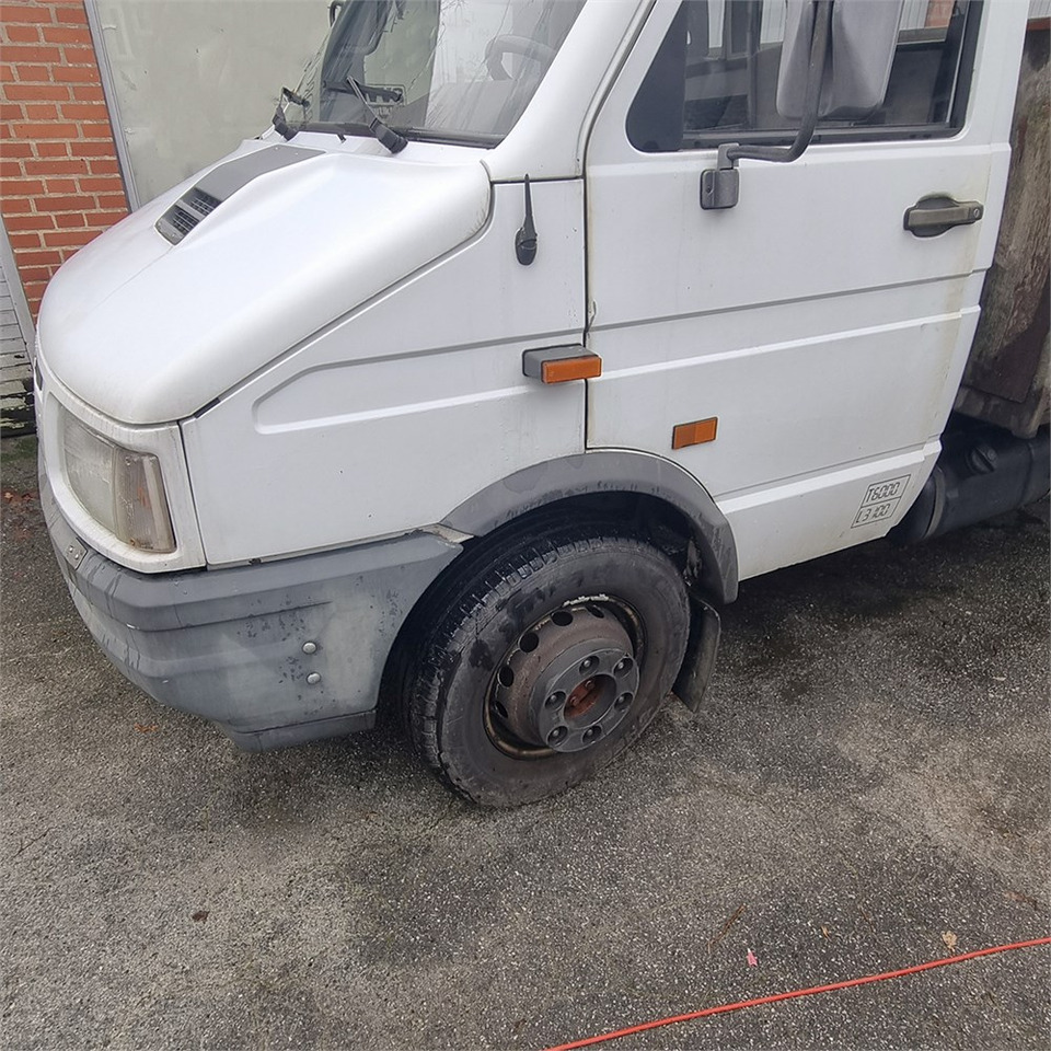 Dropside/ Flatbed truck Iveco Daily 50C13, 2,8 TD: picture 31