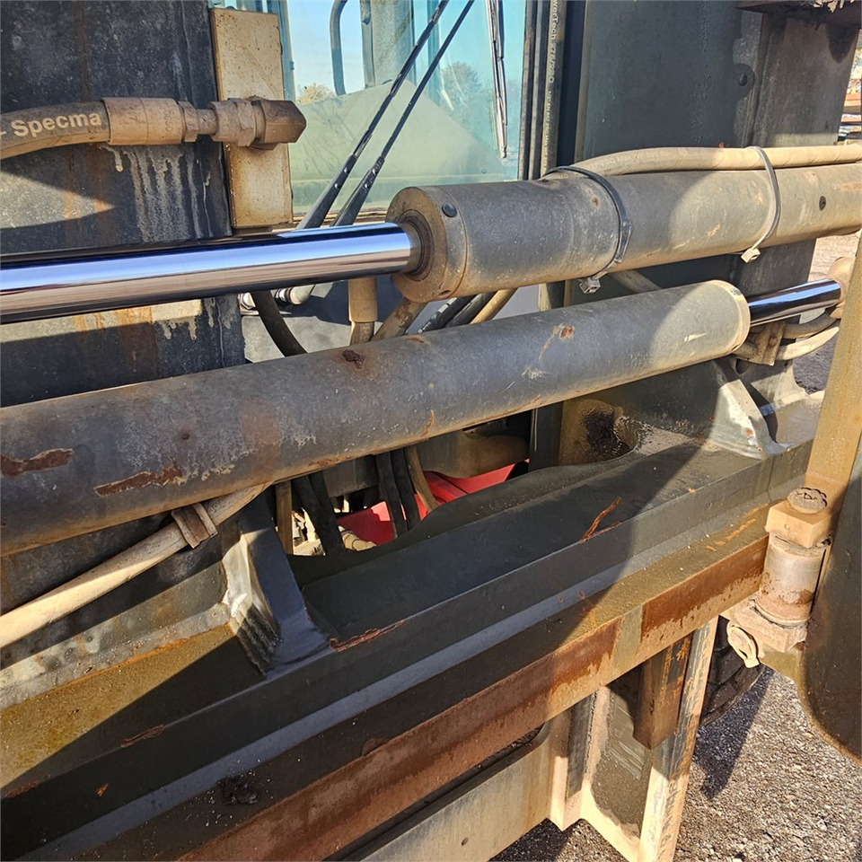 Forklift Kalmar DCF 90-6L: picture 24