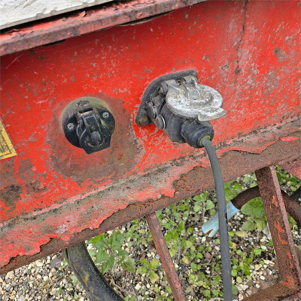Tipper trailer Kel-Berg KE8842: picture 11