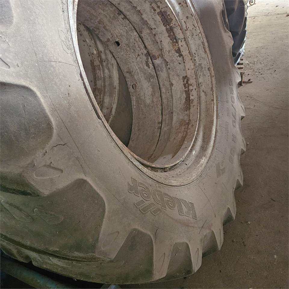 Farm tractor Kleber 520/70 R38: picture 9 Farm tractor Kleber 520/70 R38: picture 9