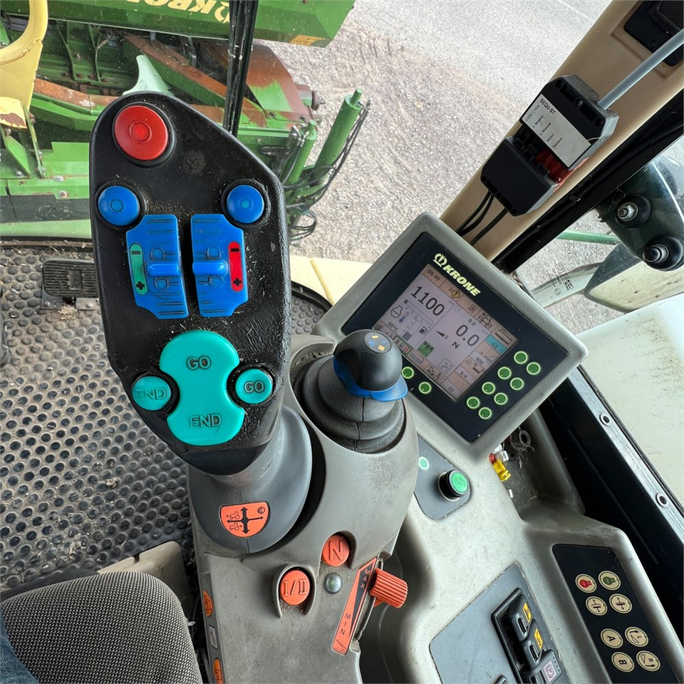 Forage harvester Krone BIG X 650: picture 21