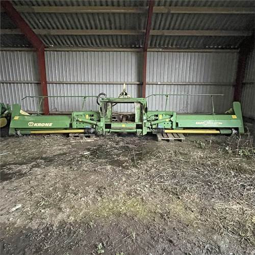 Leasing of Krone BiG X V8 Krone BiG X V8: picture 39 Leasing of Krone BiG X V8 Krone BiG X V8: picture 39