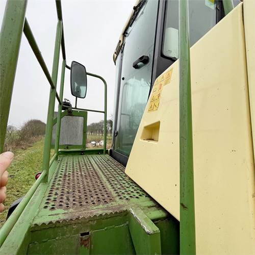 Leasing of Krone BiG X V8 Krone BiG X V8: picture 48 Leasing of Krone BiG X V8 Krone BiG X V8: picture 48