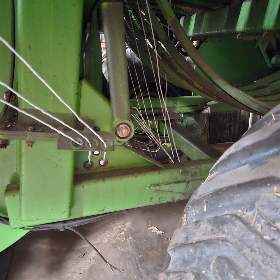 Hay and forage equipment Krone Big Pack 12130: picture 19