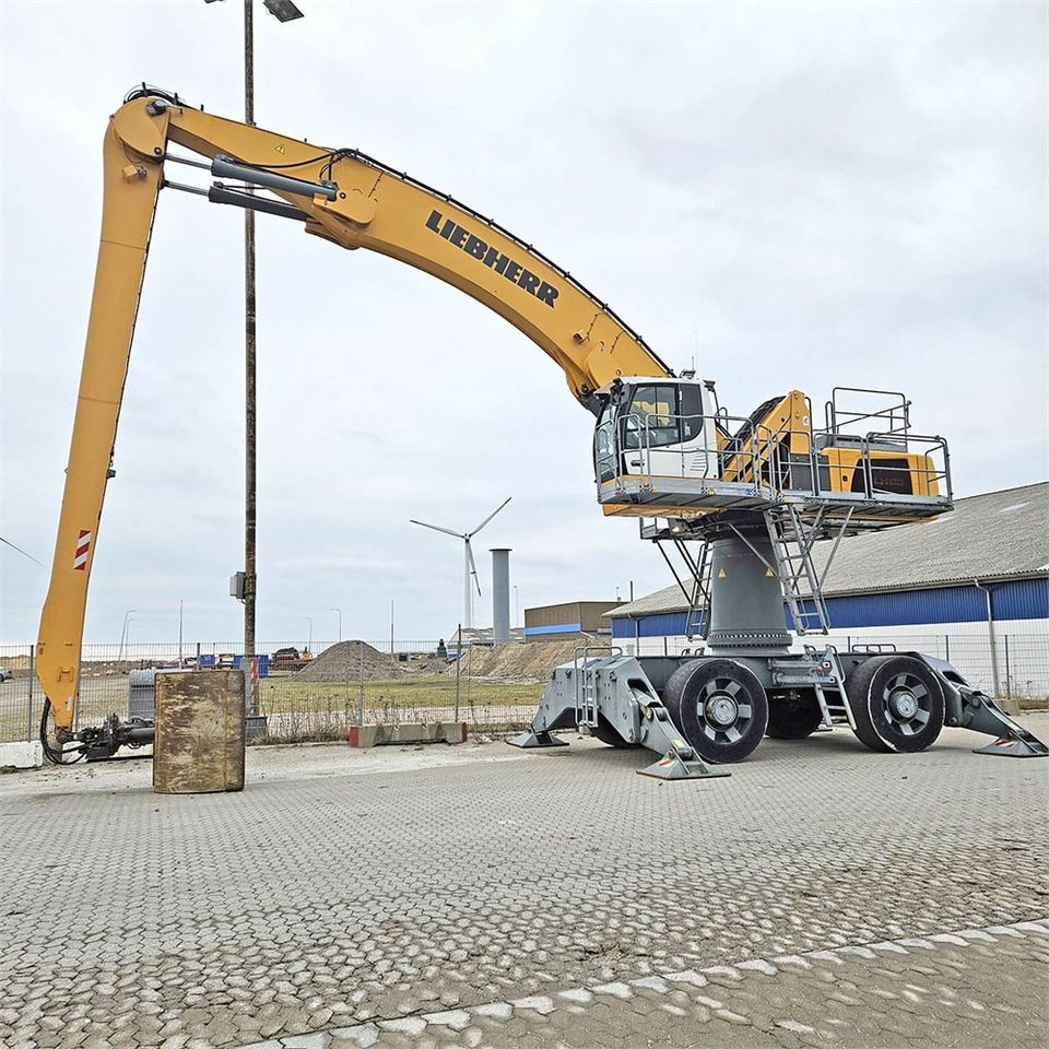 Liebherr LH 60 M Litronic High Rise - Waste/ Industry handler: picture 2 Liebherr LH 60 M Litronic High Rise - Waste/ Industry handler: picture 2