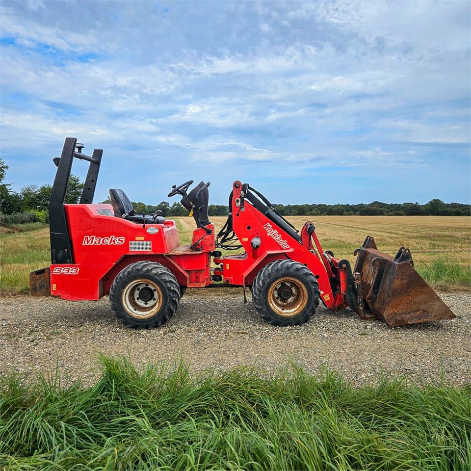 Macks 333 - Skid steer loader: picture 1 Macks 333 - Skid steer loader: picture 1