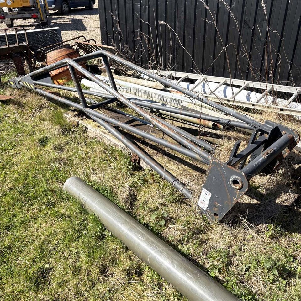 Manitou 663225 - Boom: picture 1 Manitou 663225 - Boom: picture 1