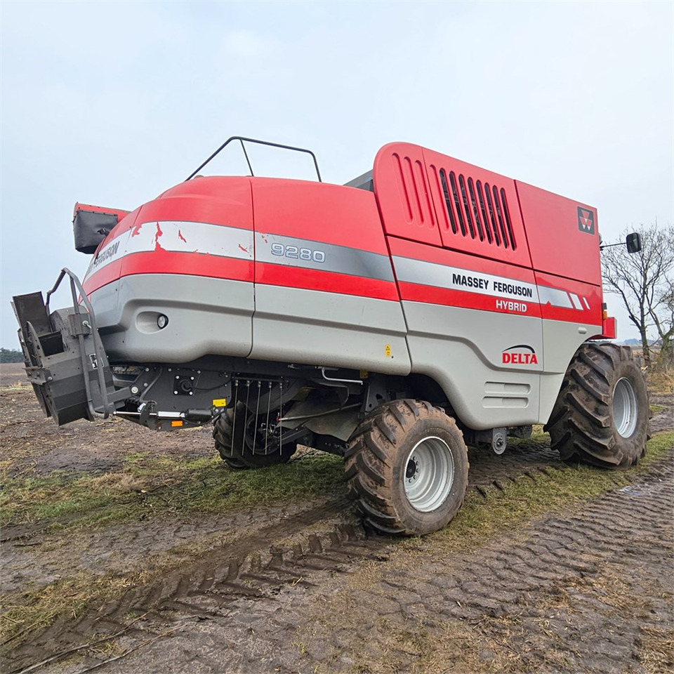 Massey Ferguson 9280 Hybrid - Harvester: picture 5 Massey Ferguson 9280 Hybrid - Harvester: picture 5