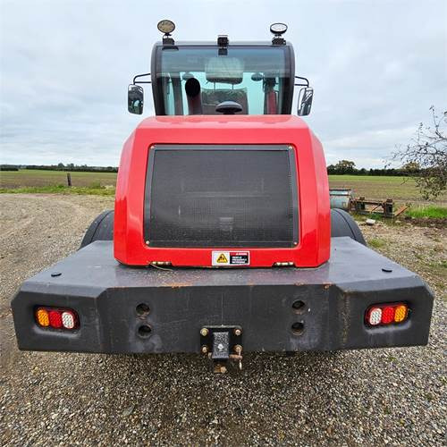 Max Loader 825 - Wheel loader: picture 4 Max Loader 825 - Wheel loader: picture 4