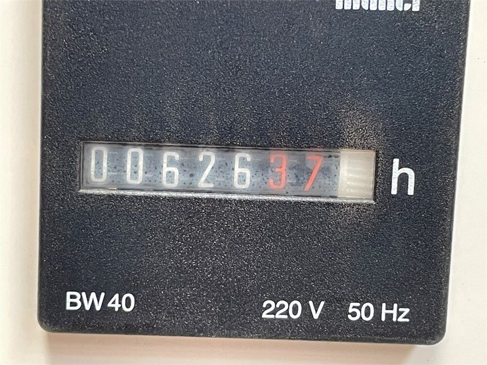 Perkins P360E - Generator set: picture 5 Perkins P360E - Generator set: picture 5