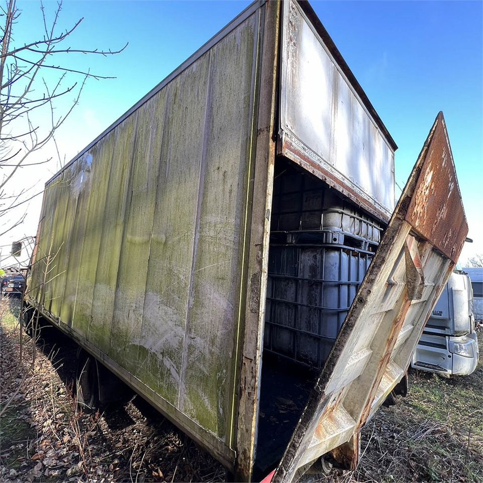 Renault 220 - Box truck: picture 5 Renault 220 - Box truck: picture 5