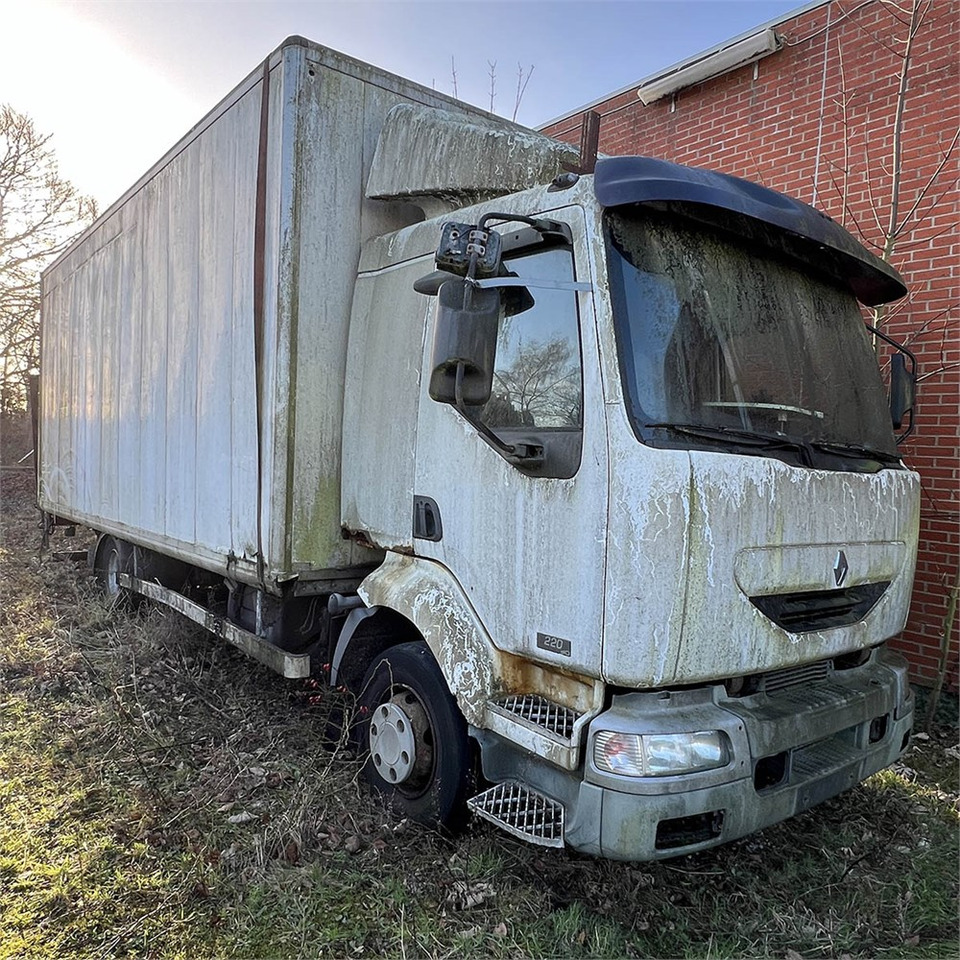 Renault 220 - Box truck: picture 2 Renault 220 - Box truck: picture 2
