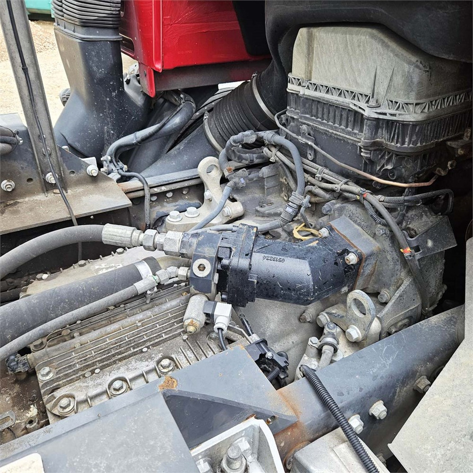 Hook lift truck Renault D 26 Wide: picture 26 Hook lift truck Renault D 26 Wide: picture 26