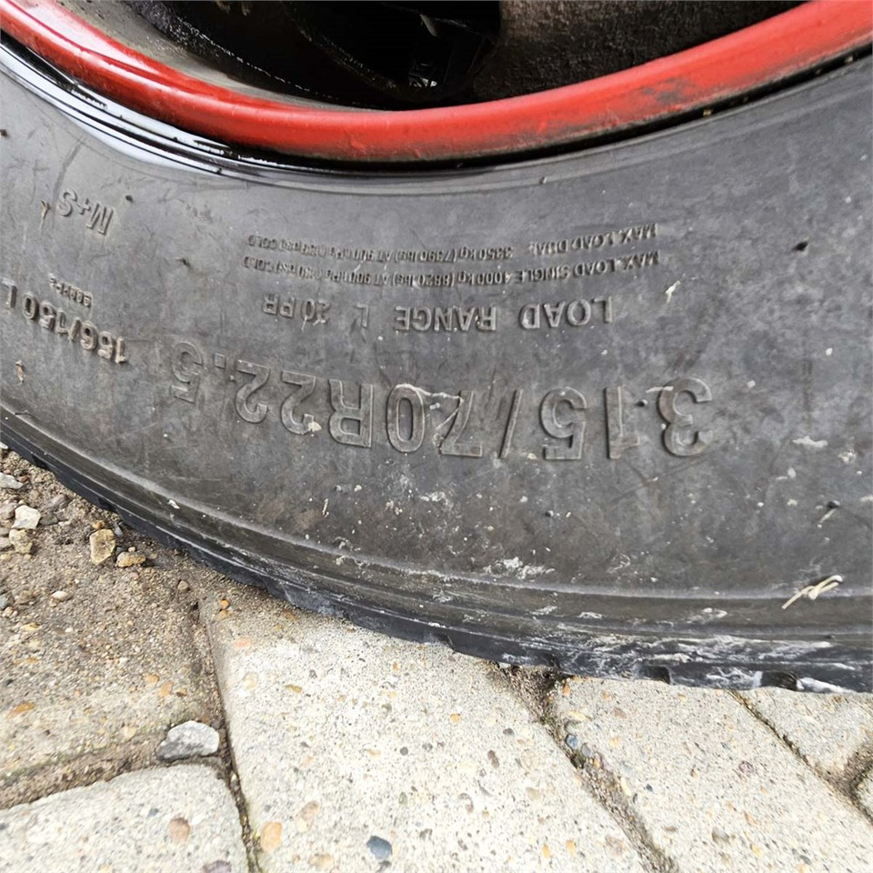 Hook lift truck Renault D 26 Wide: picture 46 Hook lift truck Renault D 26 Wide: picture 46