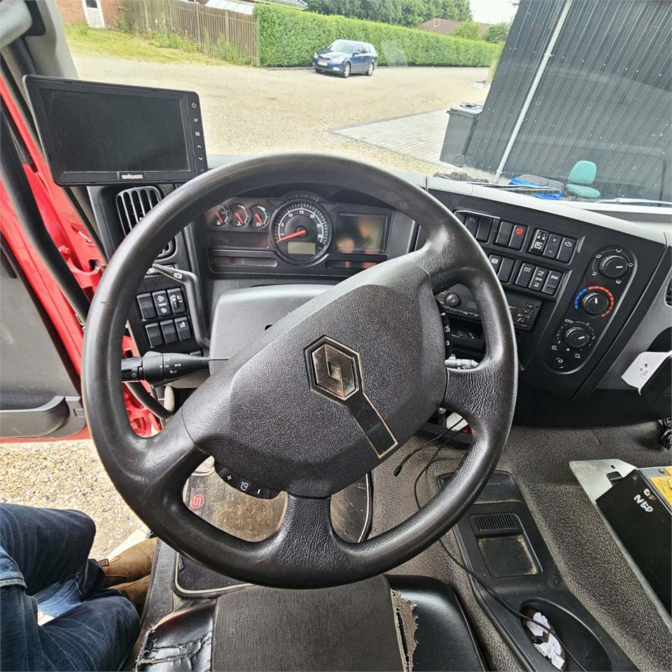 Hook lift truck Renault D 26 Wide: picture 9 Hook lift truck Renault D 26 Wide: picture 9