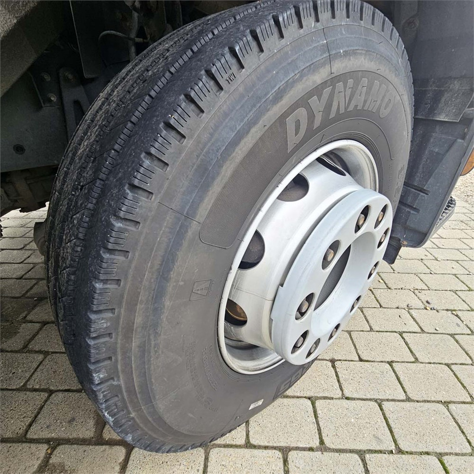 Hook lift truck Renault D 26 Wide: picture 49 Hook lift truck Renault D 26 Wide: picture 49