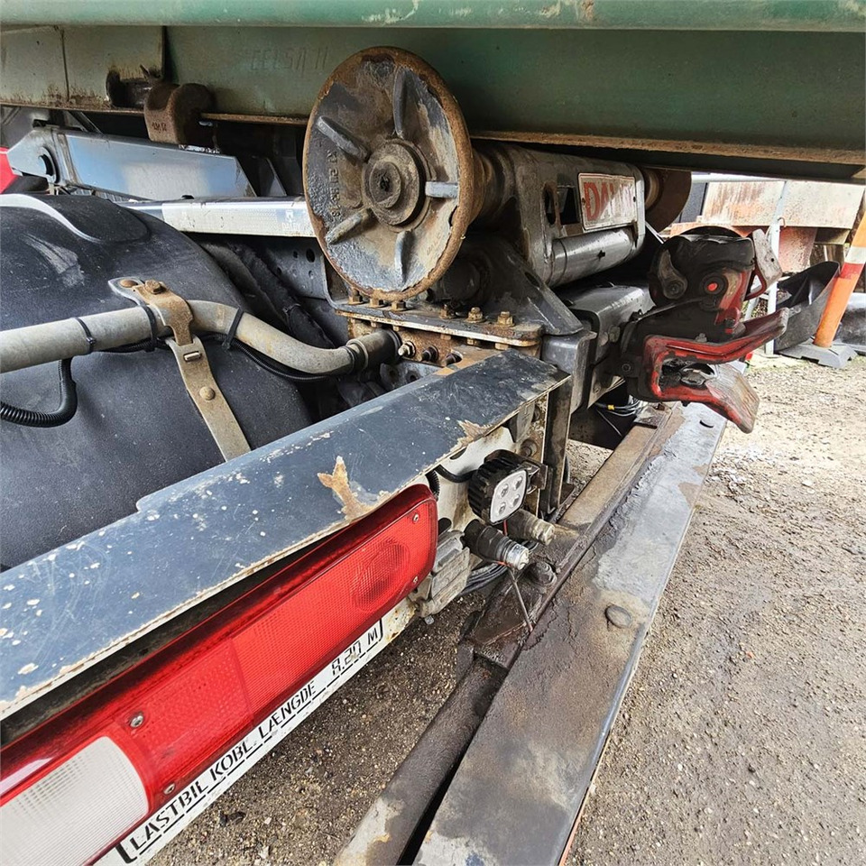 Hook lift truck Renault D 26 Wide: picture 34 Hook lift truck Renault D 26 Wide: picture 34