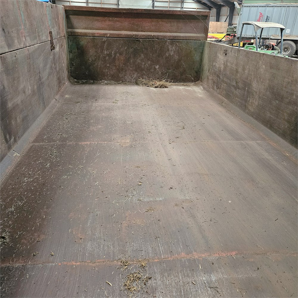 Scan-Agro STBT 11 - Farm tipping trailer/ Dumper: picture 5 Scan-Agro STBT 11 - Farm tipping trailer/ Dumper: picture 5