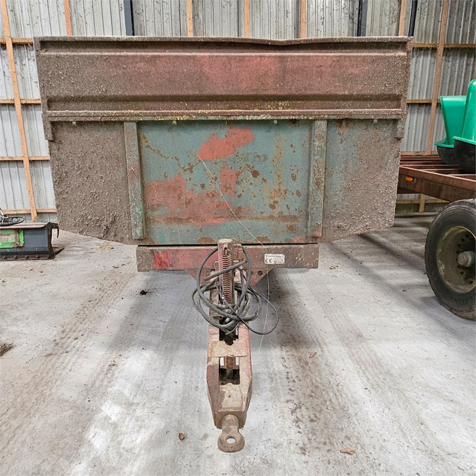 Scan-Agro STBT 11 - Farm tipping trailer/ Dumper: picture 3 Scan-Agro STBT 11 - Farm tipping trailer/ Dumper: picture 3