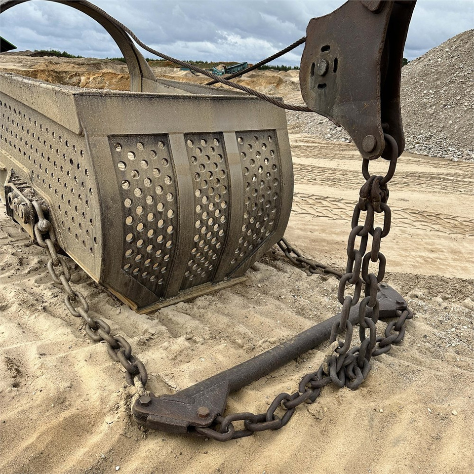 Dragline Sennebogen 690: picture 39