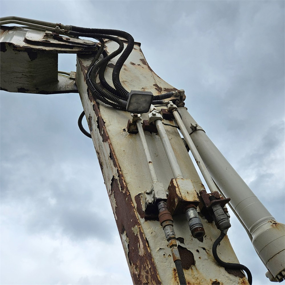 Crawler excavator Takeuchi TB1140: picture 31