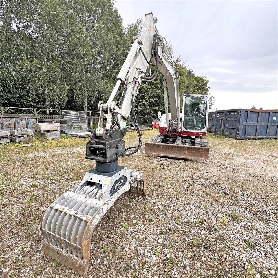 Mini excavator Takeuchi TB290: picture 14