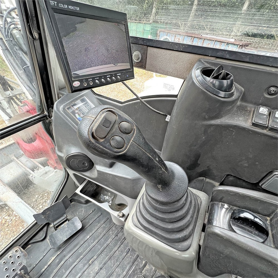 Mini excavator Takeuchi TB290: picture 19