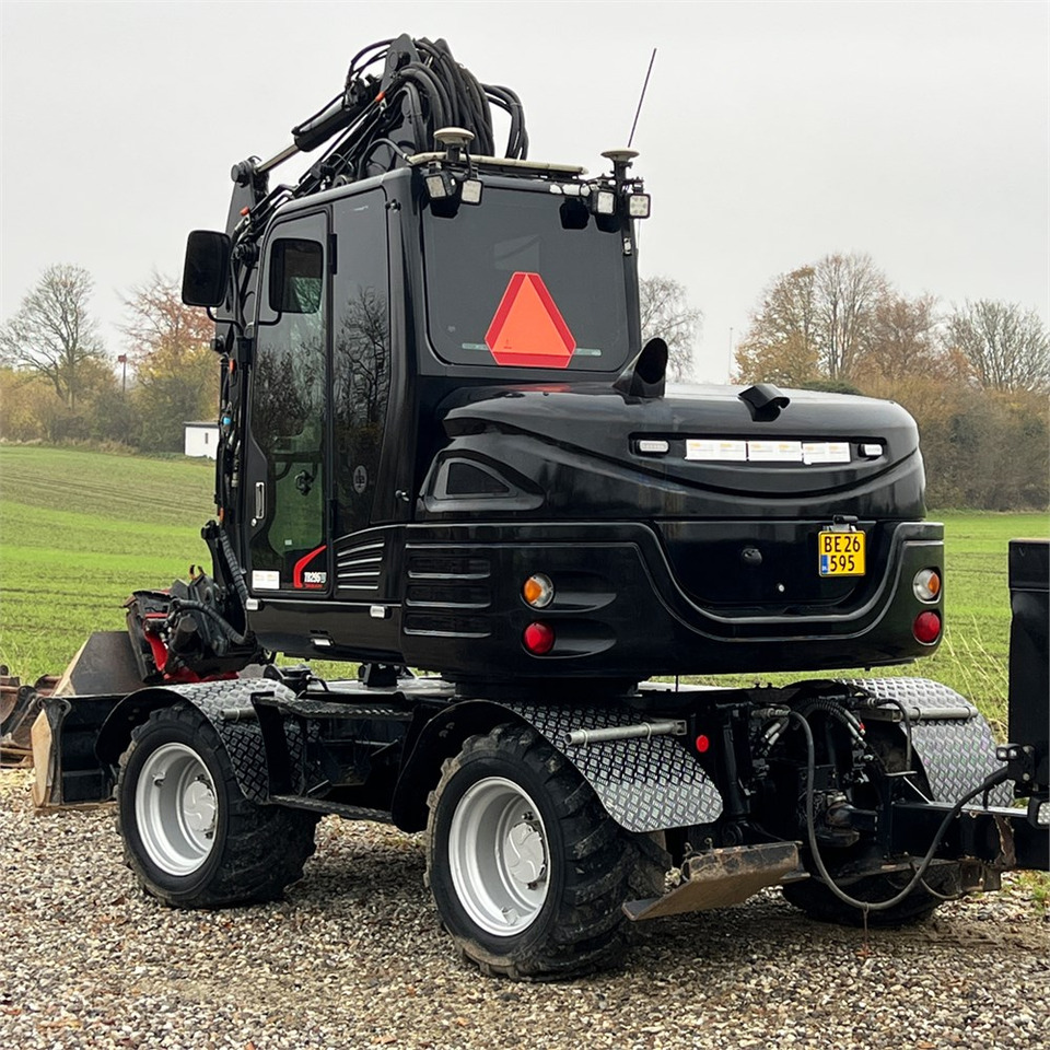 Takeuchi TB295 W - Wheel excavator: picture 5 Takeuchi TB295 W - Wheel excavator: picture 5