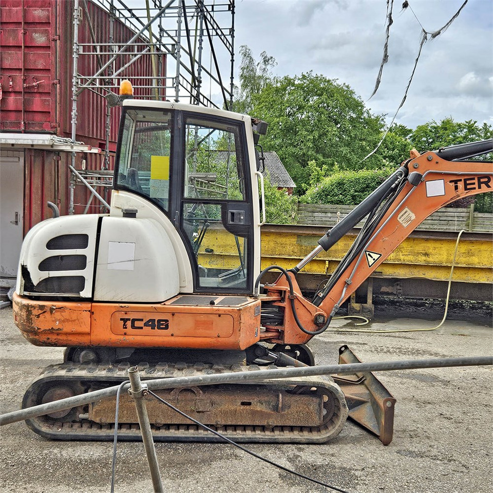Mini excavator Terex TC48: picture 6