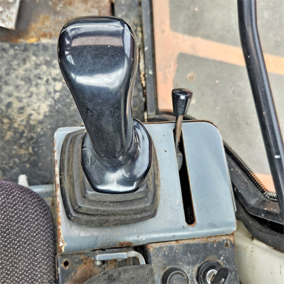 Mini excavator Terex TC48: picture 11