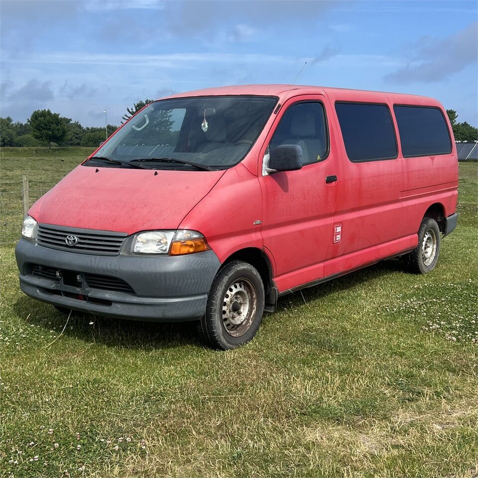 Toyota Hiace - Small van: picture 1 Toyota Hiace - Small van: picture 1
