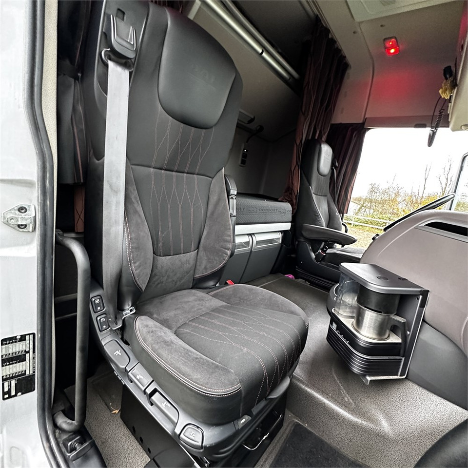 Tractor unit DAF XF-Serien FTS: picture 23