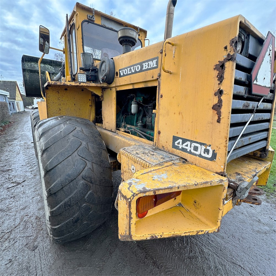 Wheel loader Volvo BM4400: picture 42