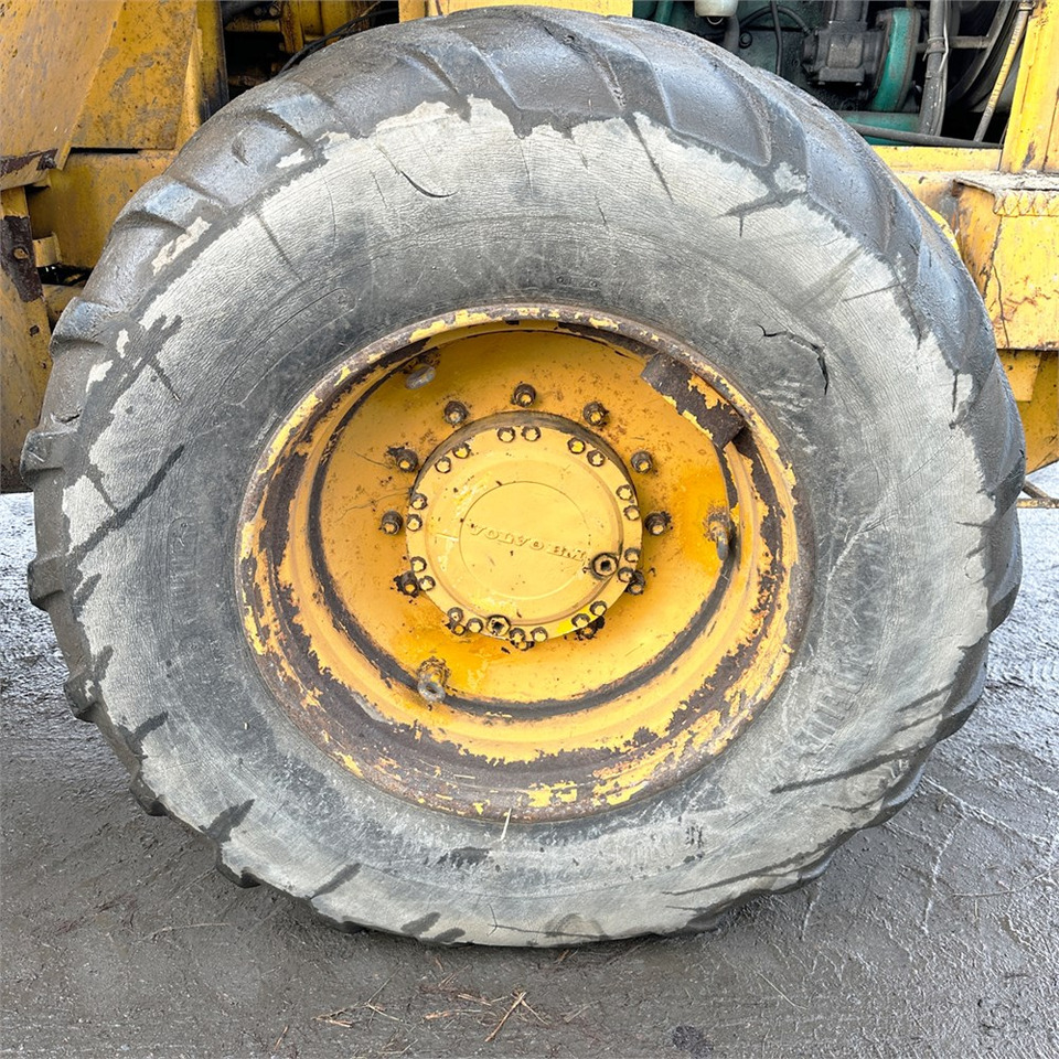 Wheel loader Volvo BM4400: picture 49